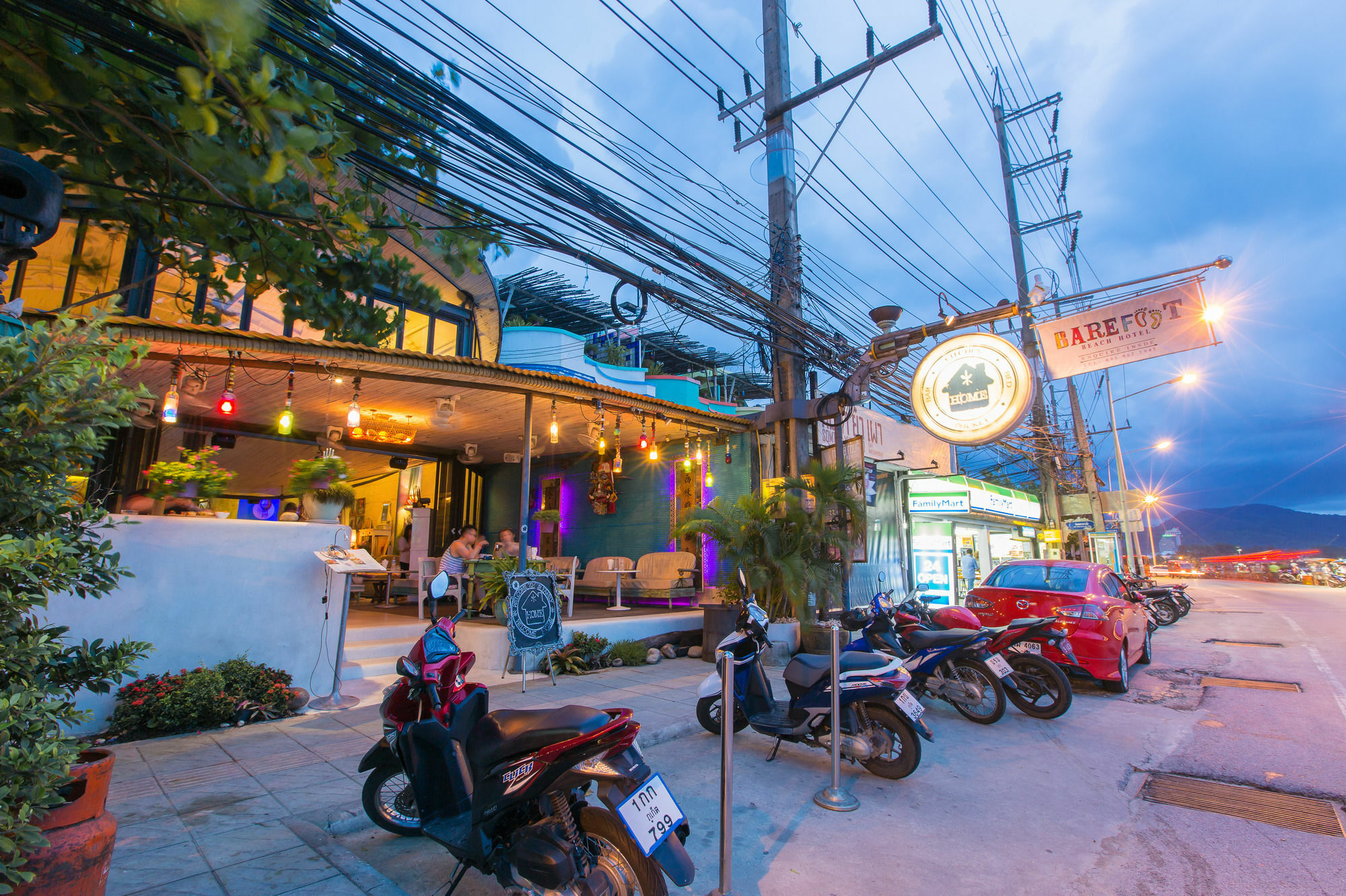 Barefoot Hotel Kalim Beach Front Patong Exterior foto