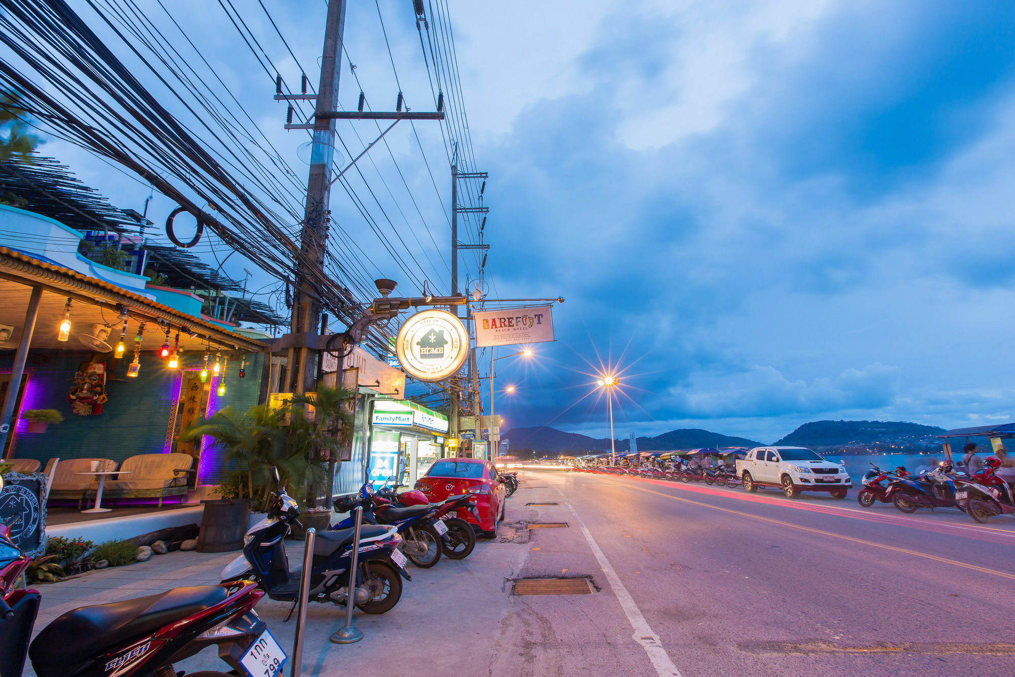 Barefoot Hotel Kalim Beach Front Patong Exterior foto